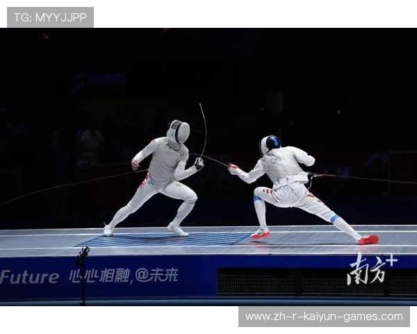 击剑大满贯首冠诞生,冠军举剑怒吼 击剑大满贯首冠诞生,冠军举剑怒吼